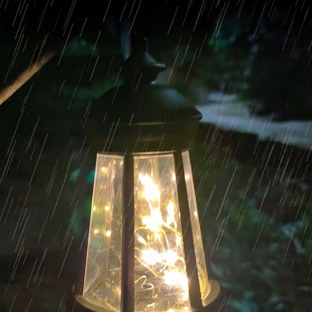 防水仕様のソーラー式子犬型ガーデンランプ。屋外装飾用ランタン - Outdoor Lighting Pathway のレビューと価格