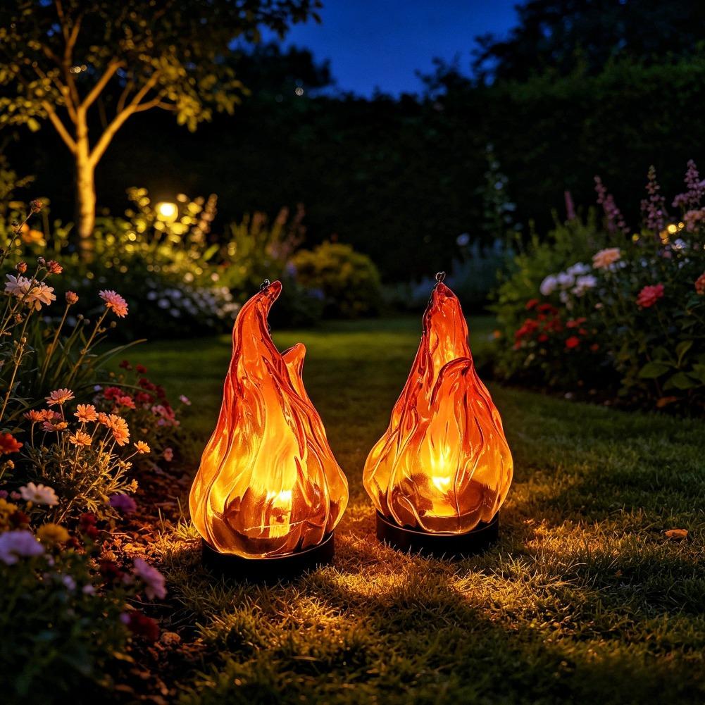 LED点滅炎ランタン IP65防水仕様、吊り下げ式、屋外用、 - Outdoor Lighting Effects のレビューと価格
